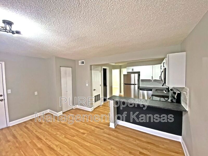 1501 W 25th Ct Unit C8, Lawrence, KS 66046 Condo for Rent in Lawrence