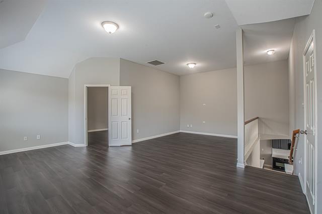 Building Photo - 9858 Bradford Grove Dr