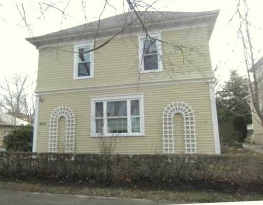 Primary Photo - 285 Hawthorn St