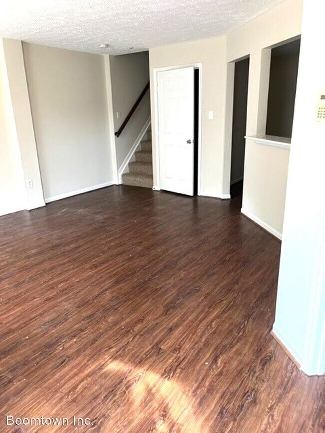 Foto del edificio - 3 br, 2.5 bath House - 5248 Regal Ct.