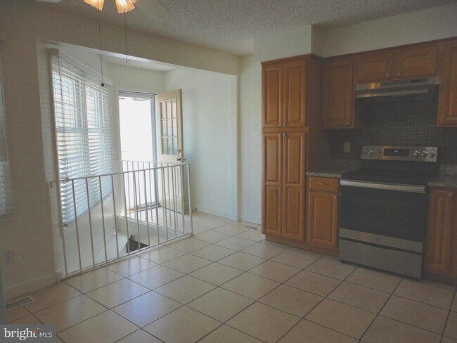Foto del edificio - 225 Society Hill Blvd