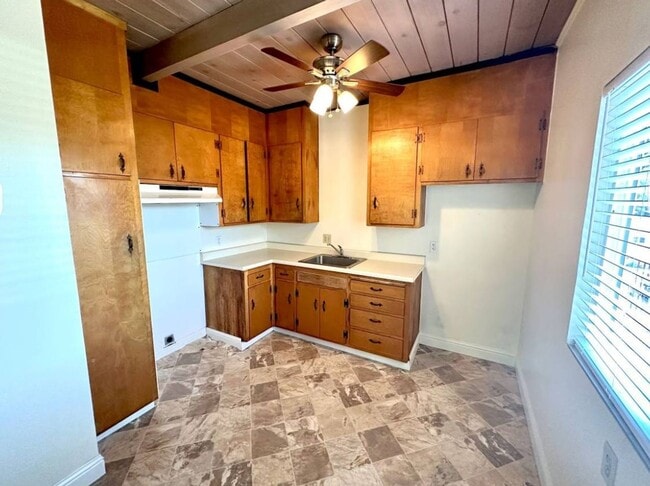 Building Photo - 5071 Appian Way