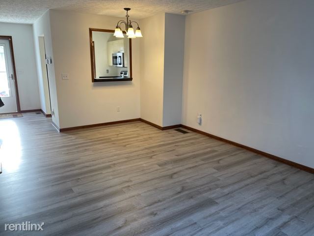 Building Photo - 239 Glenkirk Dr