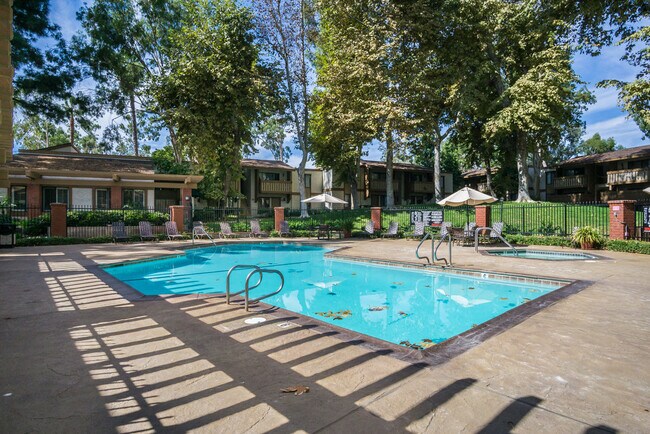 Alicia Village Apartments Laguna Hills Ca Apartments Com