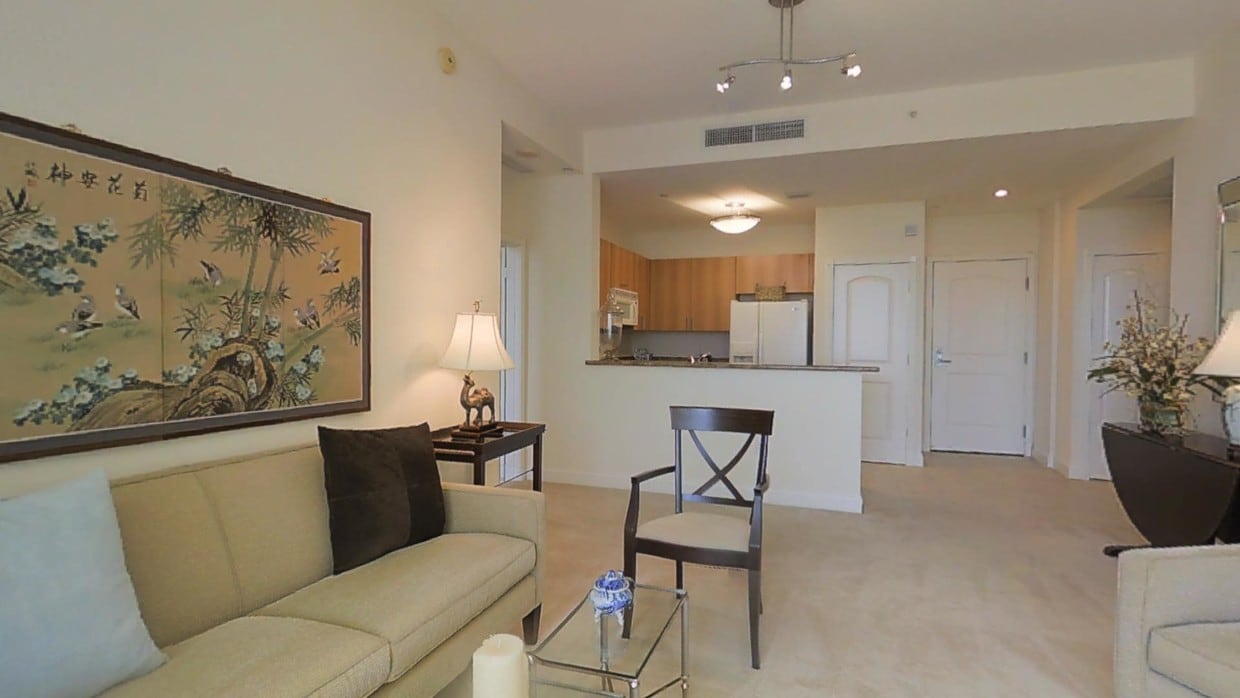 Photo - Green House Dadeland