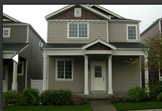 Building Photo - Come Home to Edgewater