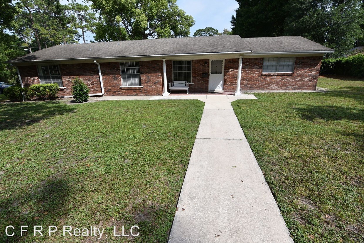 Primary Photo - 3 br, 2 bath House - 361 Oakhurst St