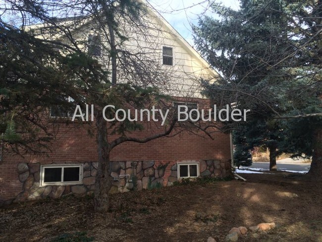 Building Photo - 1780 Lombardy Dr