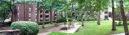 Building Photo - 3334 Woodburn Village Dr