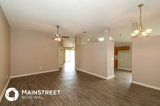 Foto del edificio - 11731 Deep Springs Dr N