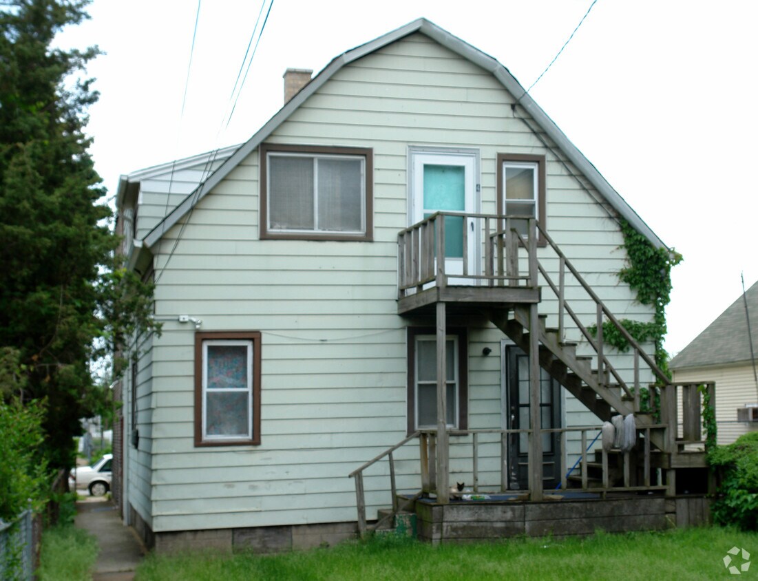 Building Photo - 3906 Butternut St
