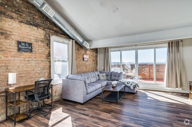 Building Photo - 55 E Clifton Ave