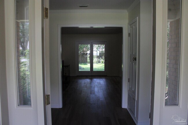 Building Photo - 4621 Shannon Cir