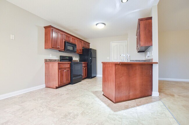 Foto del edificio - Pet Friendly Three Bedroom!