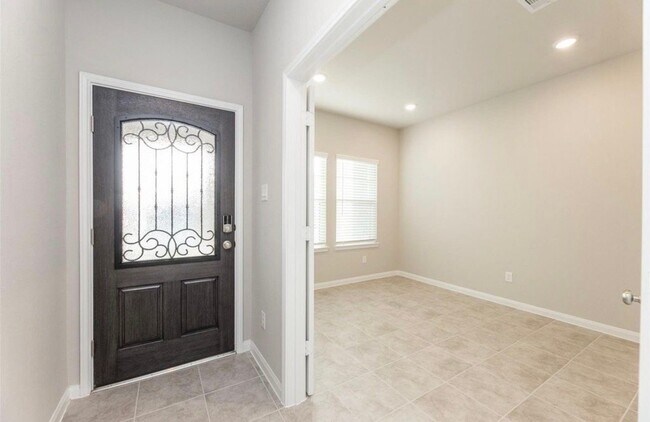 Foto del edificio - 1315 Gorman Ln