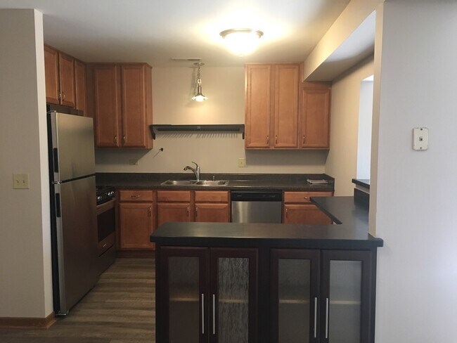 Building Photo - 2234 Abbeywood Dr