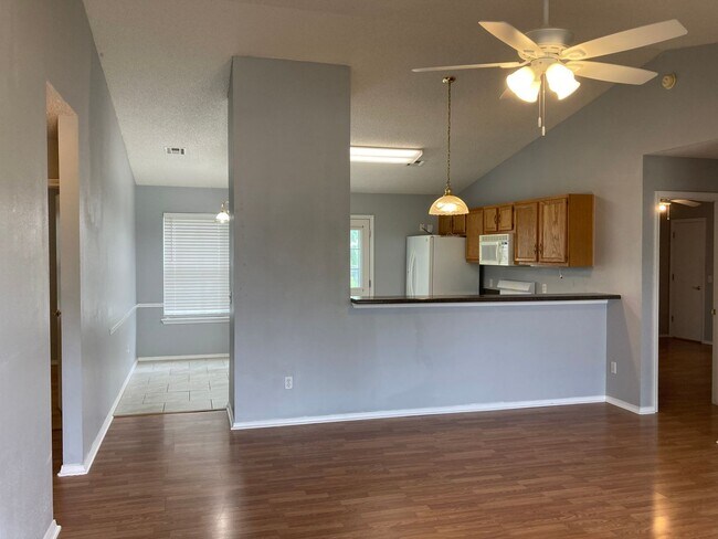 Foto del edificio - Nice Claremore 3/2/2 Home in Greenbrier Ad...
