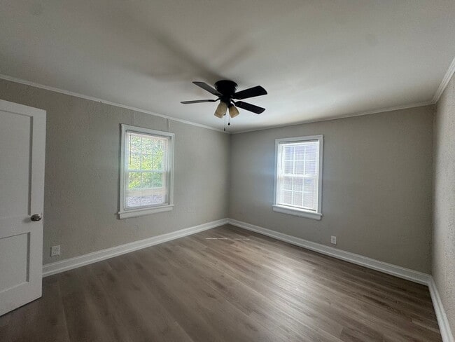 Foto del edificio - 2515 Ashe St