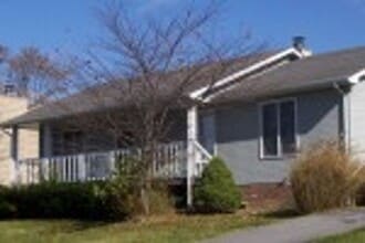 Building Photo - 1108 Scott Alan Cir