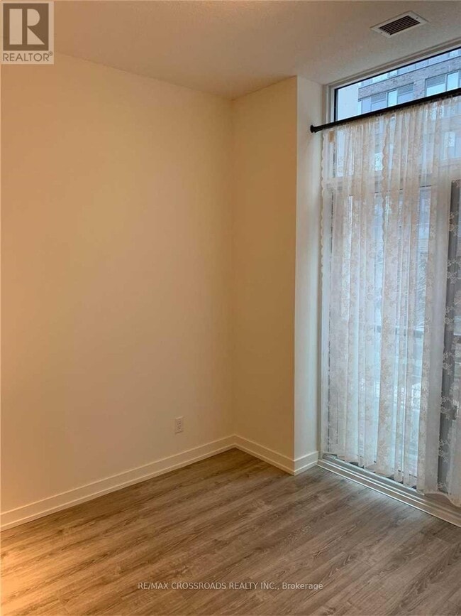 Building Photo - 200 Sackville St