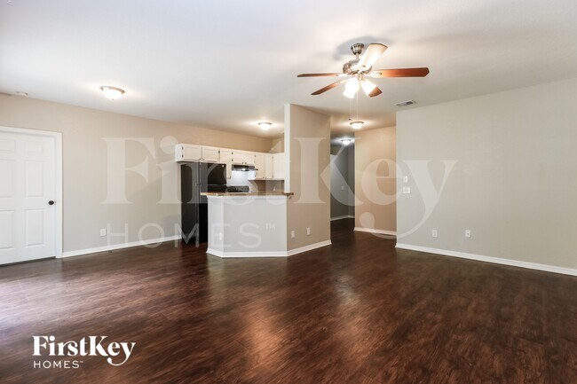 Foto del edificio - 2849 Peake St