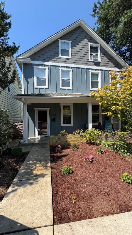 Foto principal - 3828 Hickory Ave