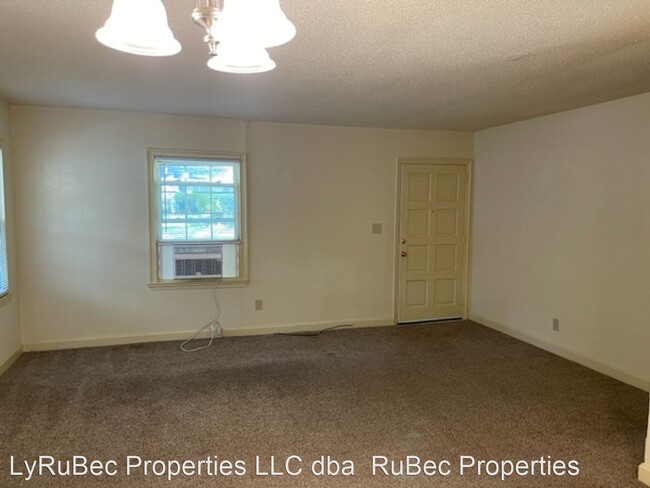 Building Photo - 2 br, 1 bath House - 2620 Montreat Ave