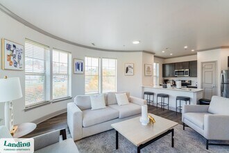 Building Photo - 3031 Eden Ave