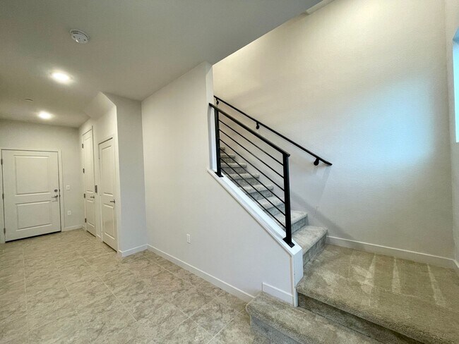 Foto del edificio - 3B/2BA Home with Private Elevator & Mounta...