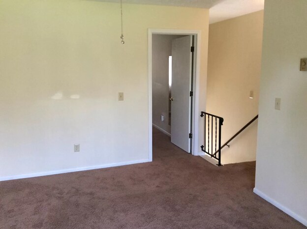 Primary Photo - 3333 Mayfair Rd