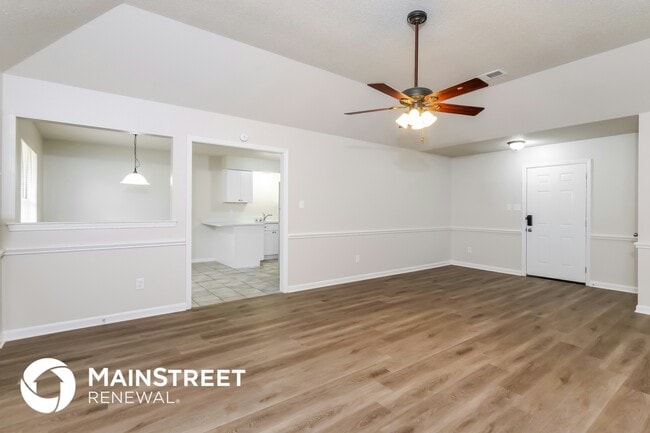 Building Photo - 7073 Gleneagles Dr