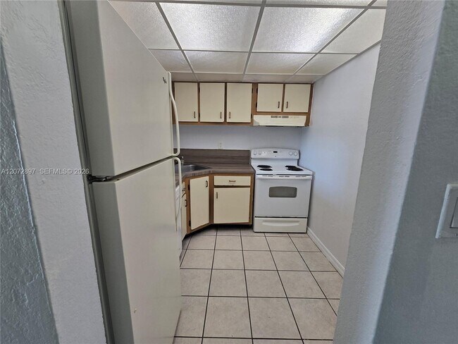 Foto del edificio - 801 NW 47th Ave