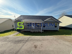 Building Photo - 3305 Parker Blvd