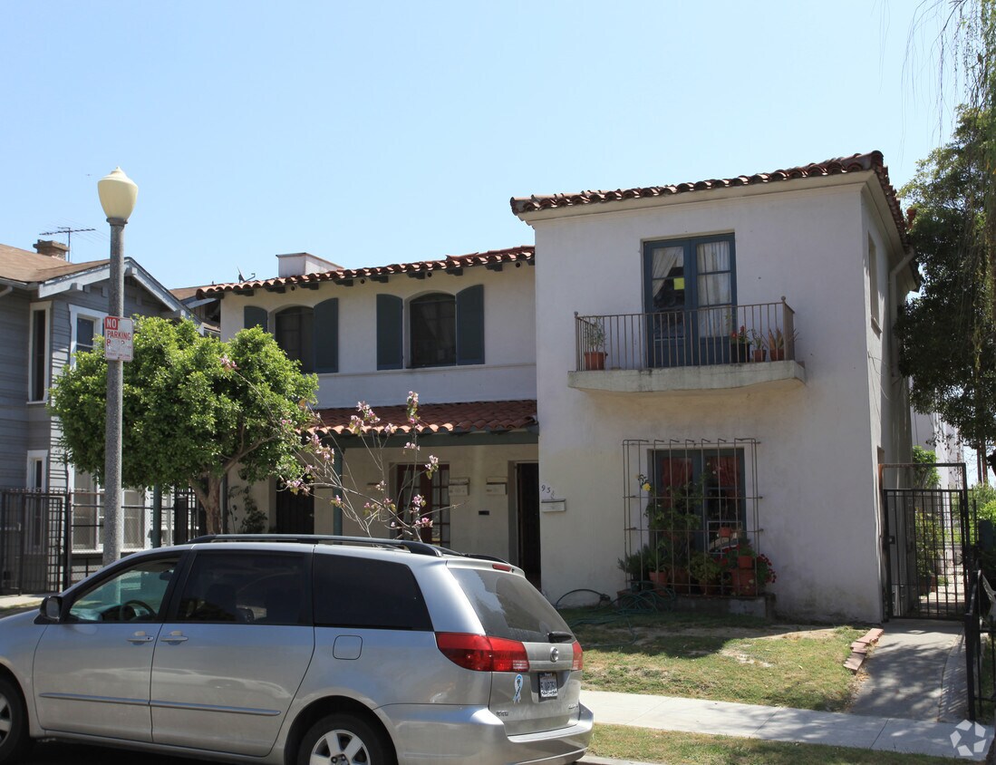 Foto del edificio - 934 Maine Ave