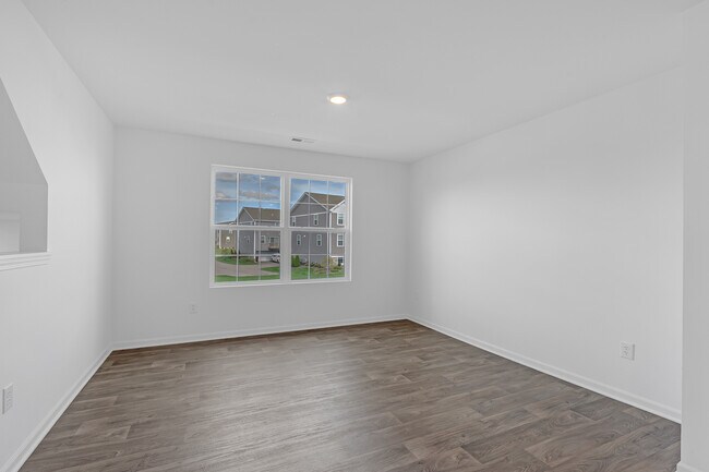 Building Photo - 2241 Sassafras Wy