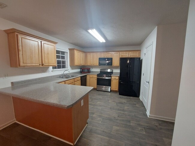 Foto del edificio - 4 Bed/2.5 Bath Single Family Home for Lease in Loganville