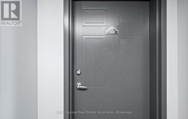 Photo du bâtiment - 45 Goodwin Dr