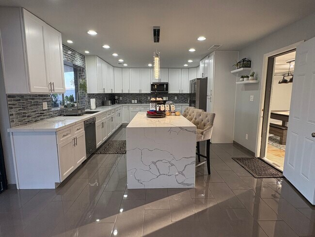 Foto del edificio - 11215 N 37th Ave