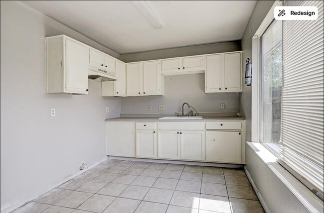 Building Photo - 3014 Windy Royal Dr