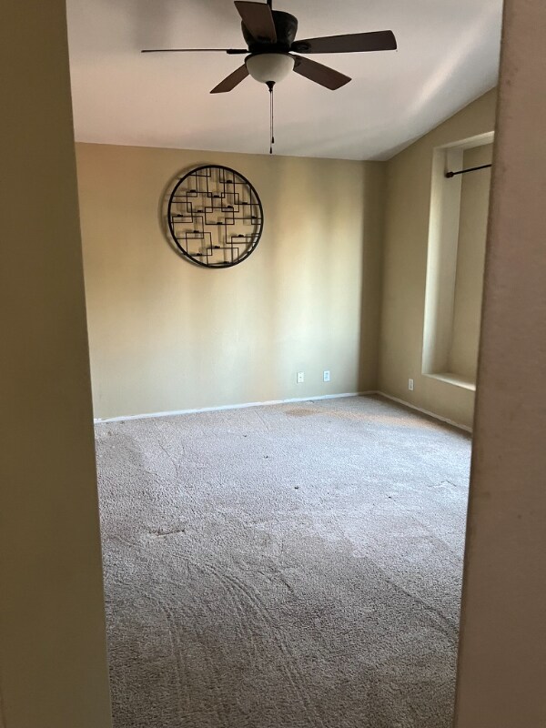 Foto del edificio - 2407 Eastridge Loop