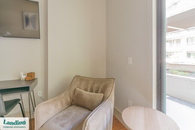 Foto del edificio - 1414 Wood Hollow Dr