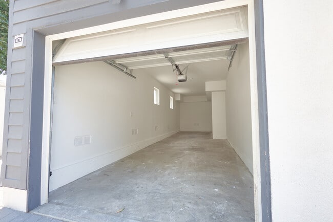 Foto del edificio - 125 N Mountain View Ave