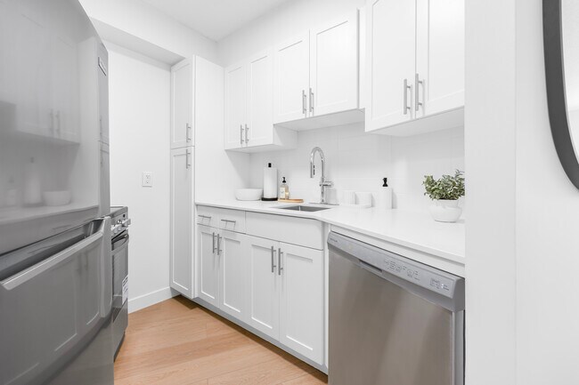 Cuisine - Edmonton House