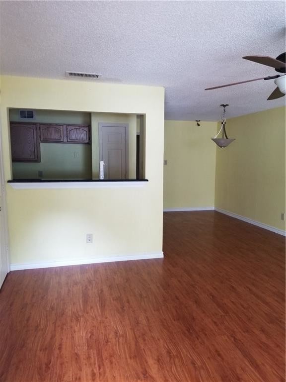 Building Photo - 3934 Brandon Park Dr