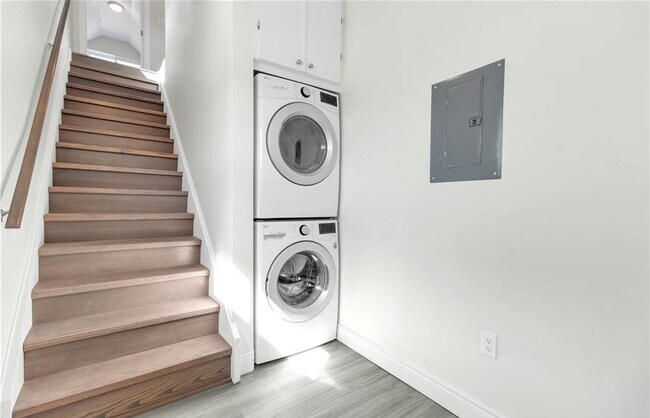 Photo du bâtiment - 2-404 Montreal