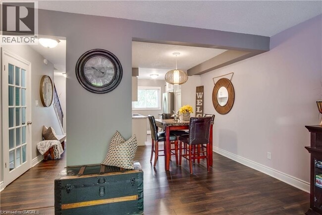 Building Photo - 206 Green Valley Dr