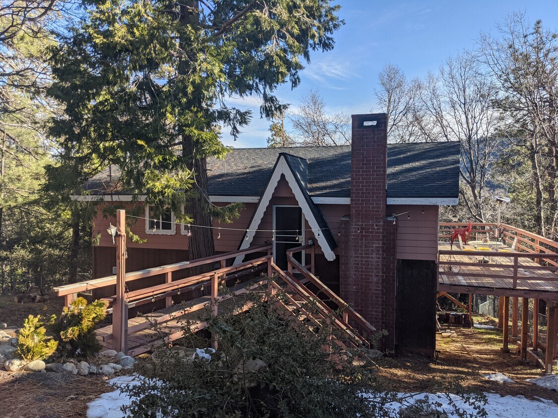 Primary Photo - 161 Wylerhorn Dr