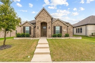 Building Photo - 404 Country Meadows Blvd