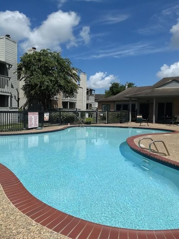 Foto principal - 260 El Dorado Blvd