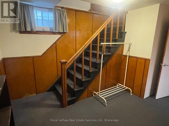 Building Photo - 20 A Lavinia Ave